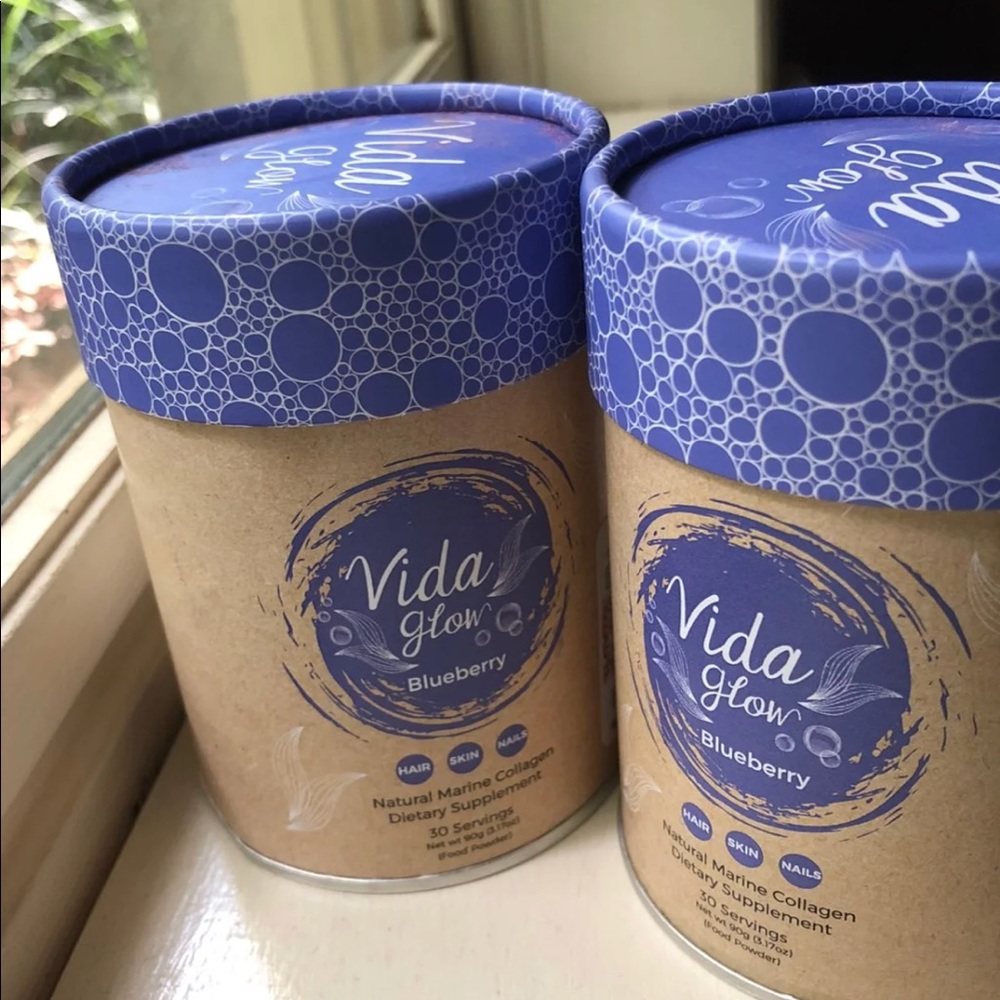 2 Vida Glow Blueberry  - NEW - 30 servings each